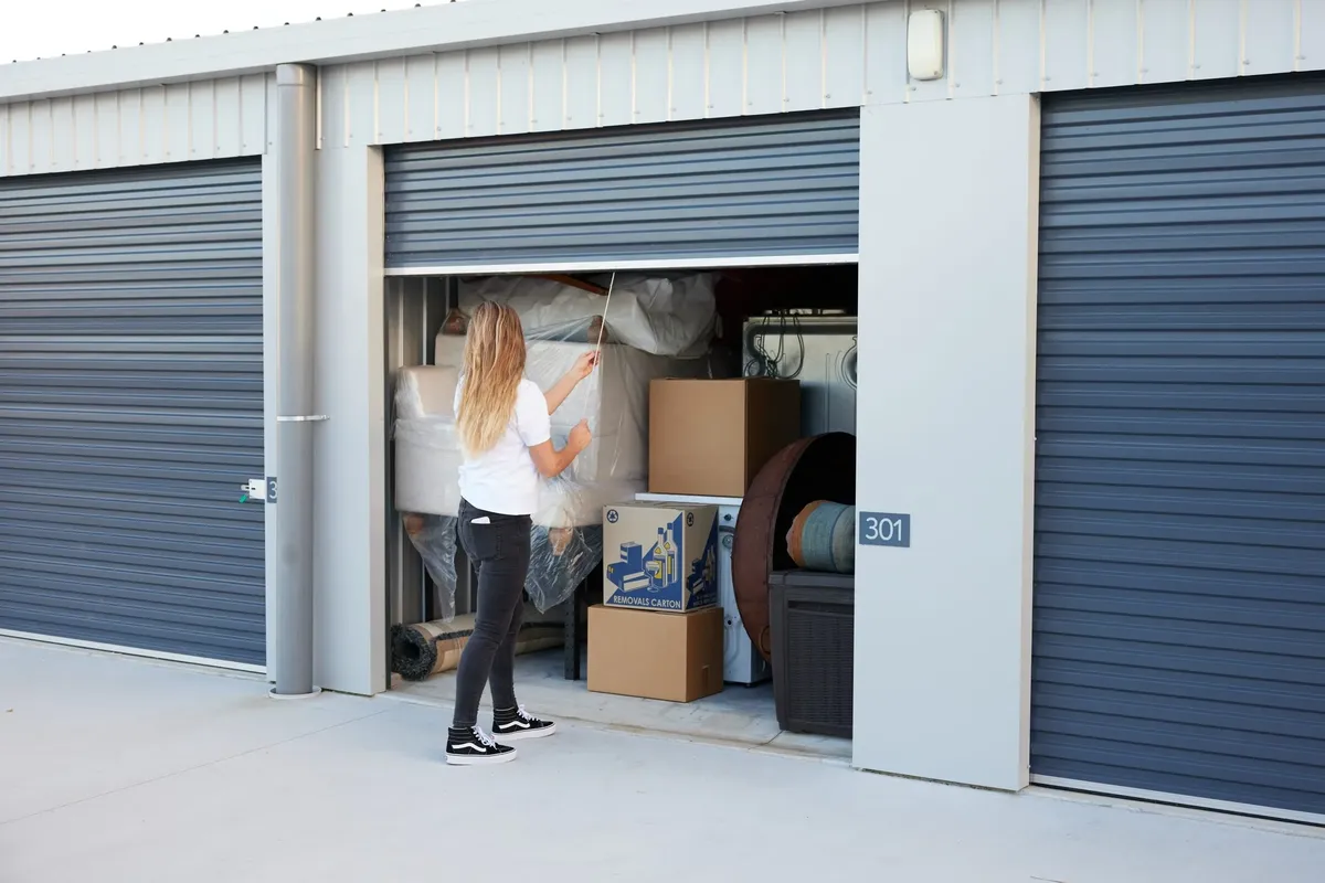 Secure household storage unit, ideal for furniture, boxes, and home items